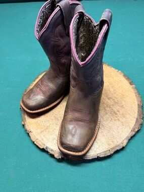 Tony Lama Brown Girls' Western Boots with Pink Accents